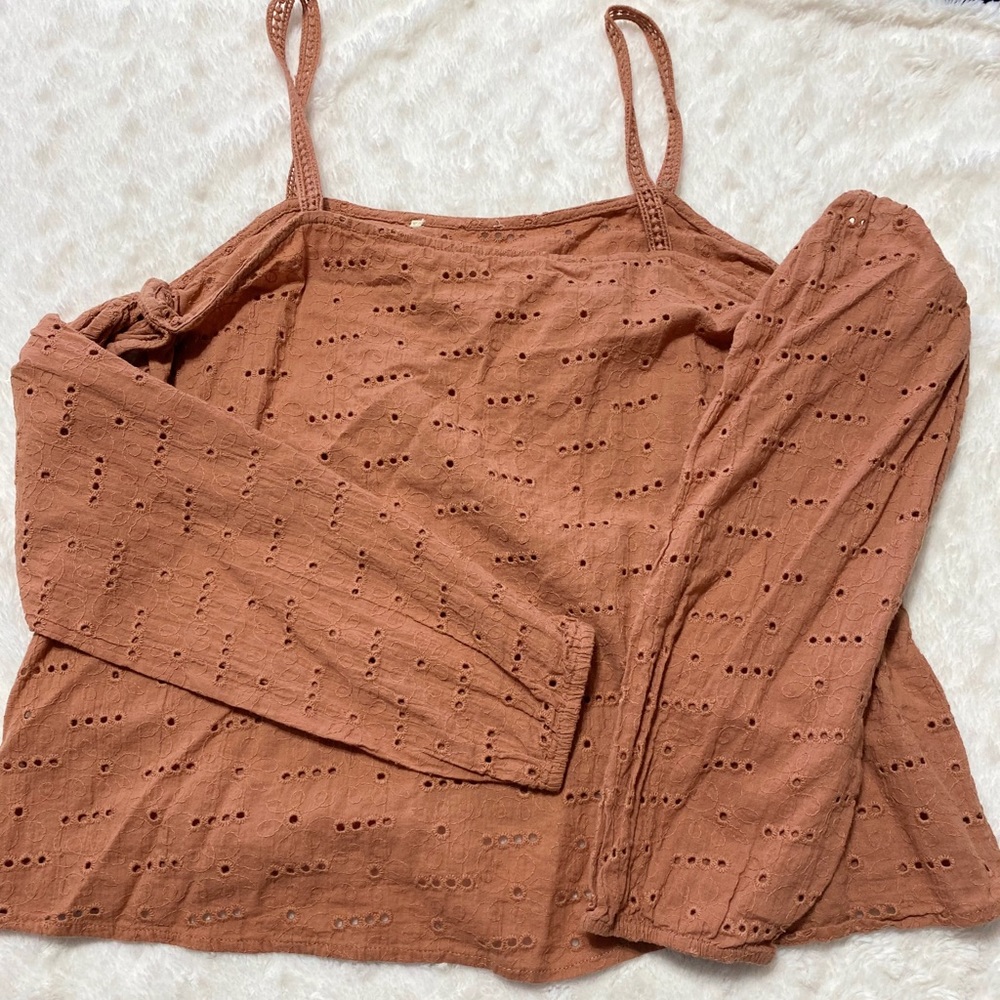 Mauve medium cold shoulder boutique top
